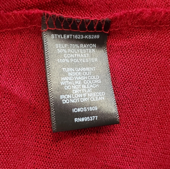 Sanctuary mixed media long sleeve vneck knit top. - Picture 4 of 4